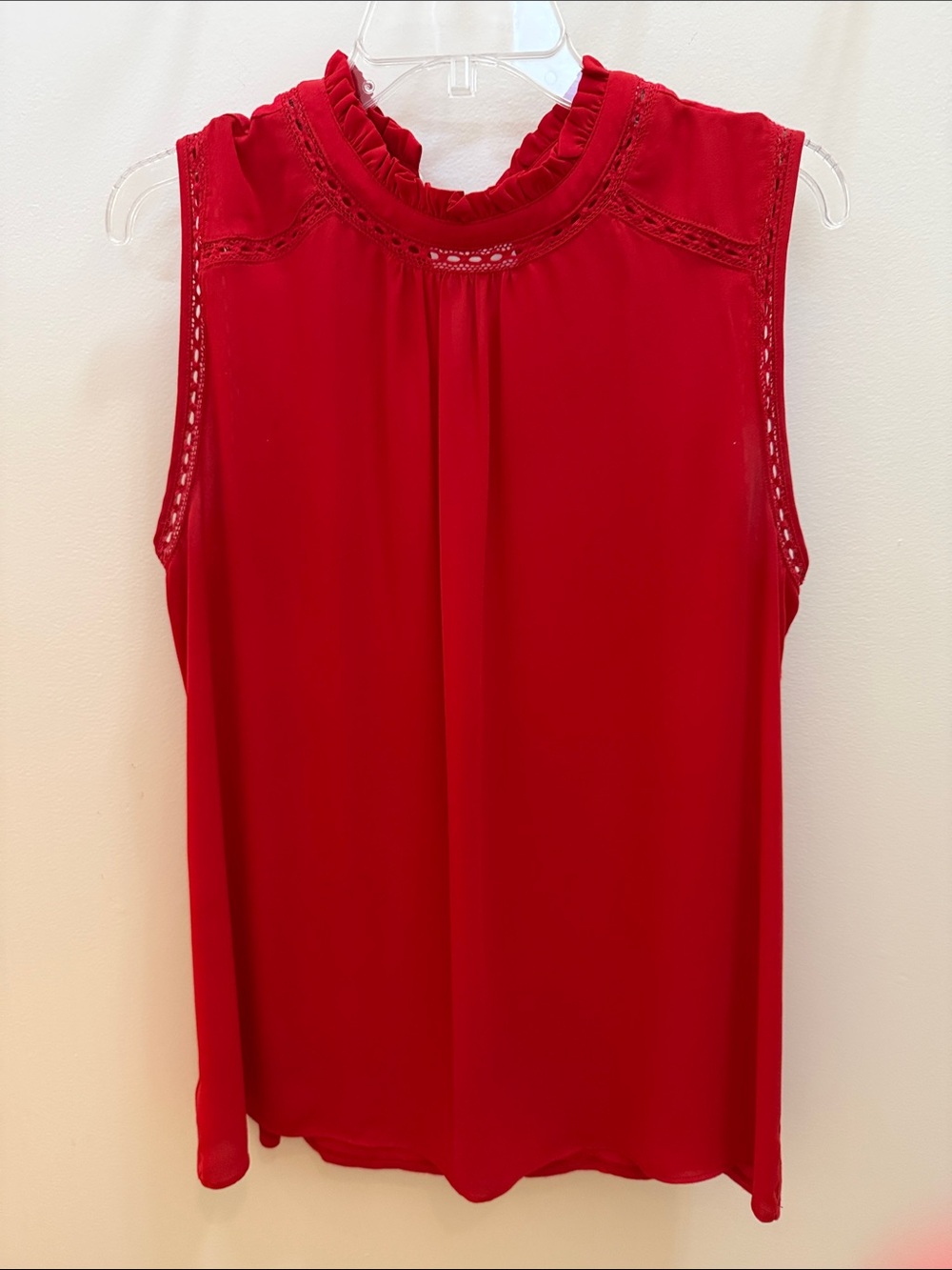 LOFT Red Sleeveless Ruffle-Neck Lace-Trim Camisole